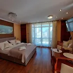 Roza Wiatrow شقة سفينويتشي